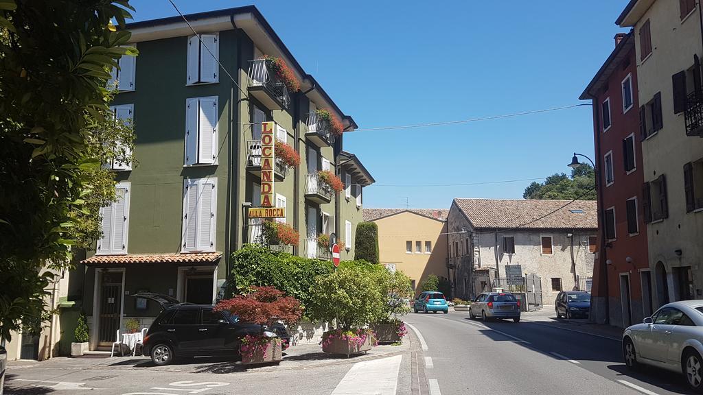 Albergo Alla Rocca Гарда Экстерьер фото